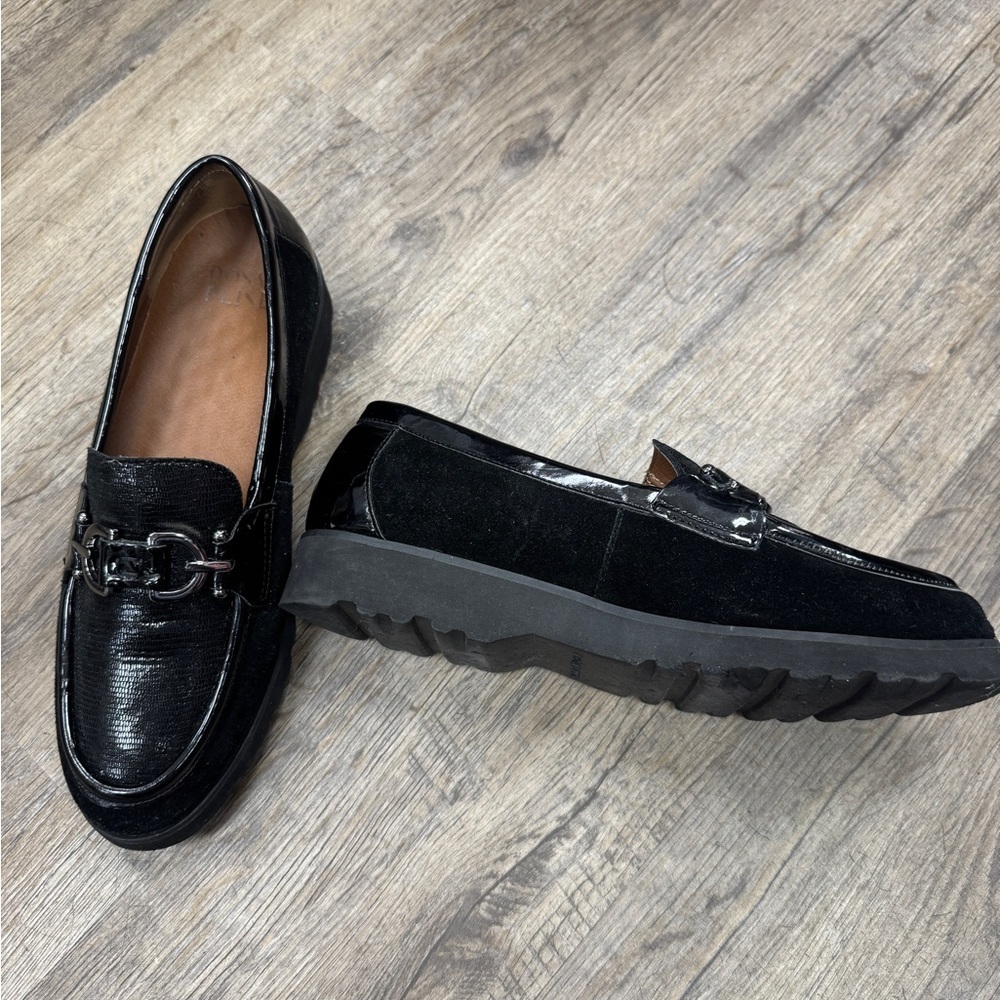Donald Pliner Black Loafers - Picture 2 of 4